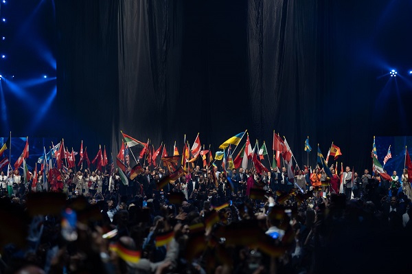 피엠인터내셔널은 지난 24일(현지시간) 독일 만하임 SAP 아레나에서 개최한 30주년 기념 행사에 전 세계 45개국에서 1만5500여명이 참석해 성황을 이뤘다.